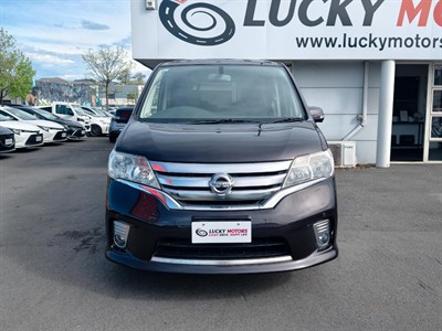 2013 Nissan Serena - Thumbnail
