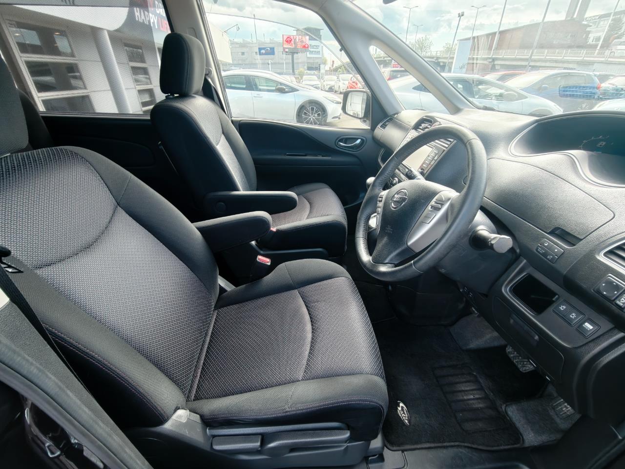 2013 Nissan Serena