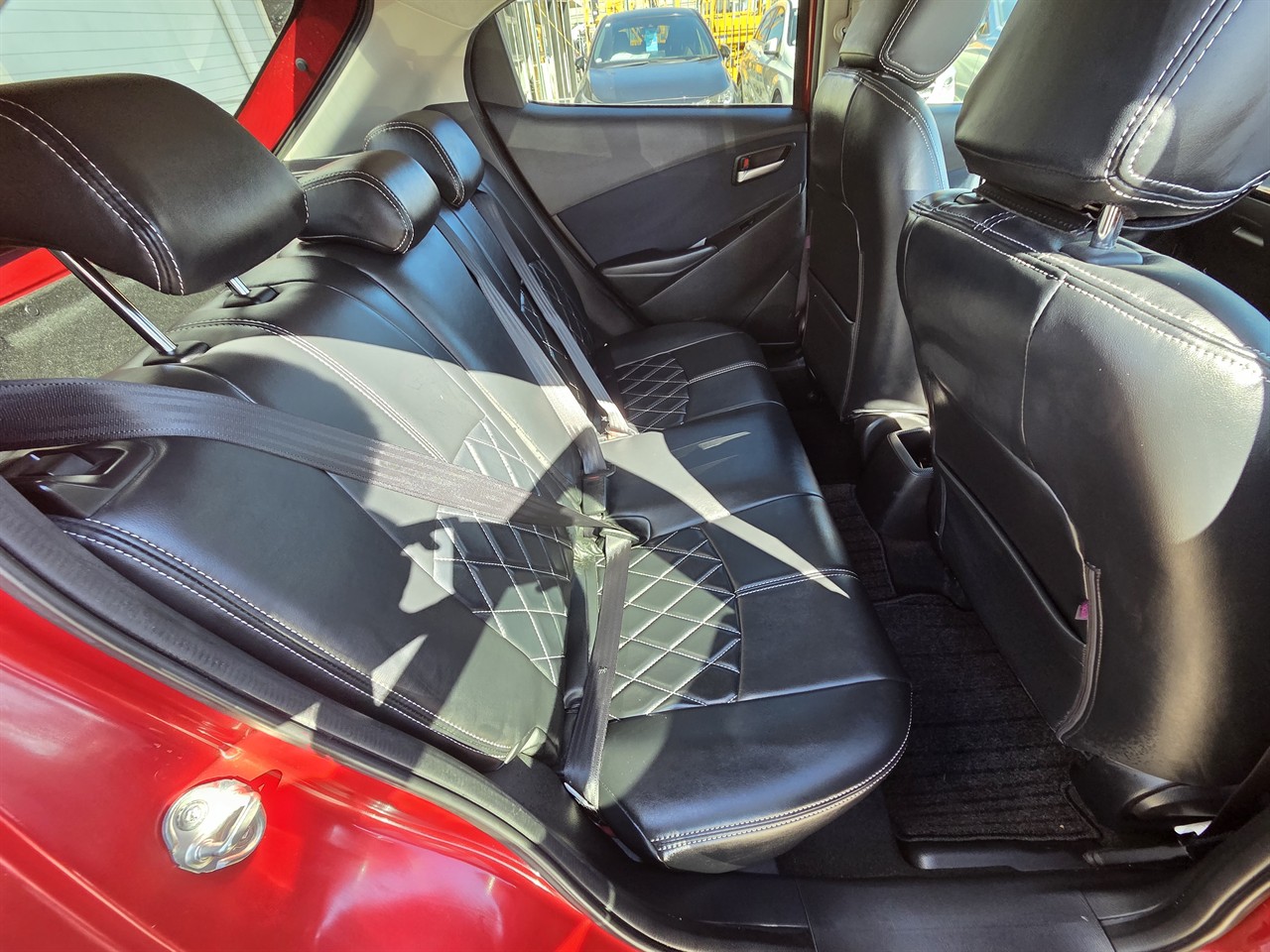 2016 Mazda Demio