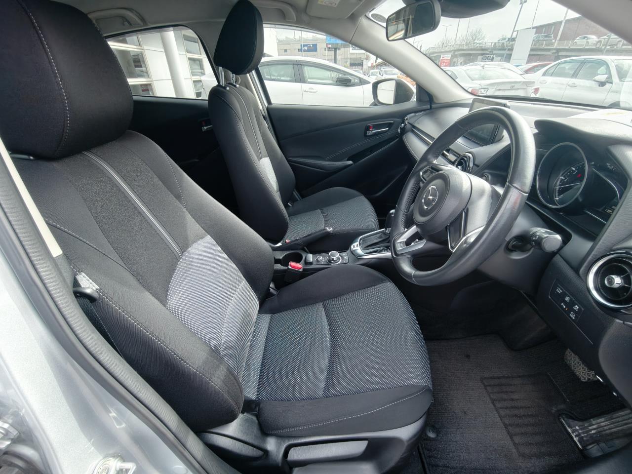 2017 Mazda Demio