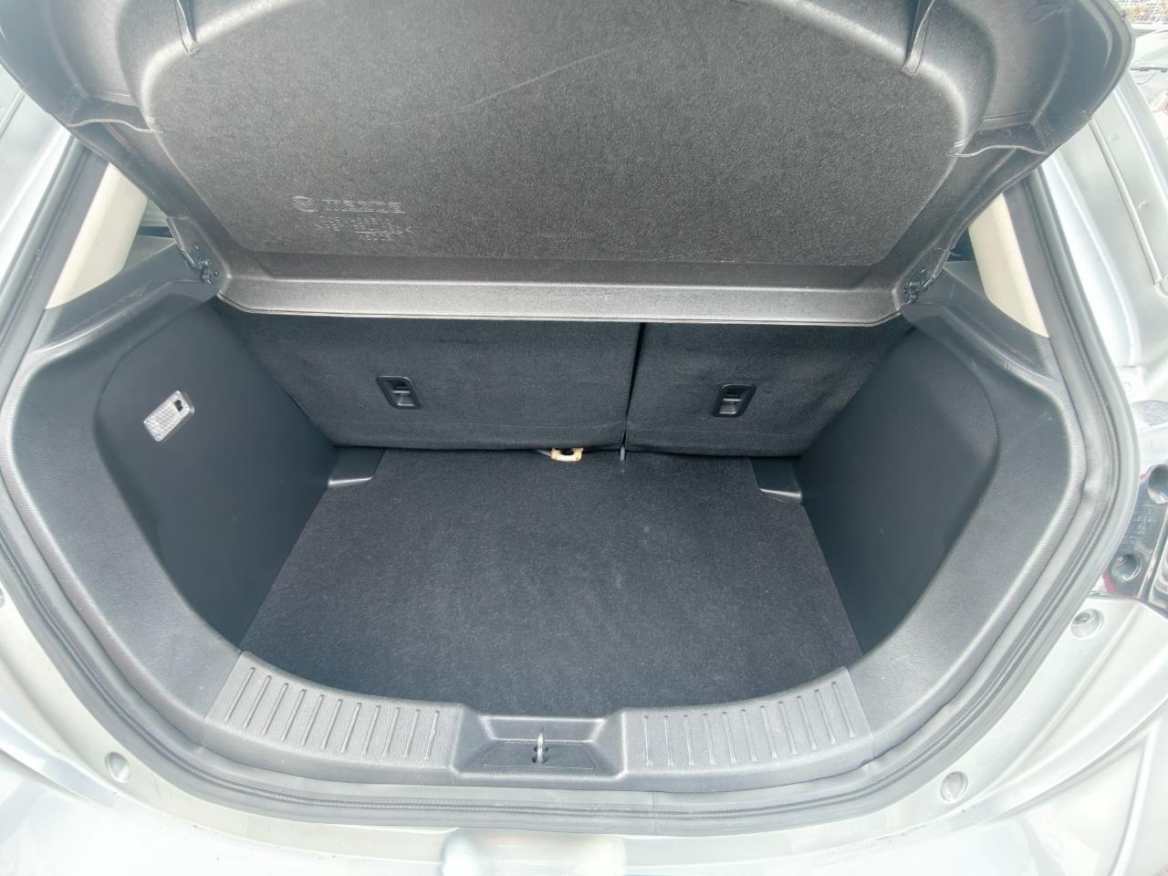 2017 Mazda Demio