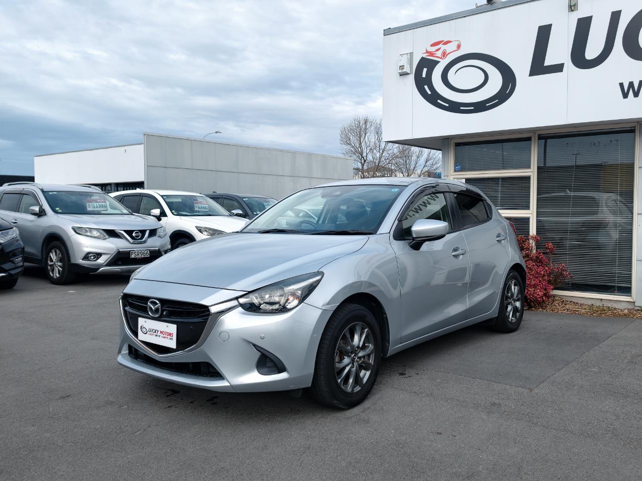 2017 Mazda Demio