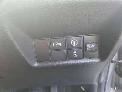 2020 Honda Fit - Thumbnail