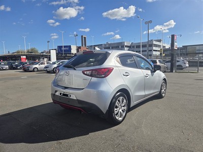 2017 Mazda Demio - Thumbnail