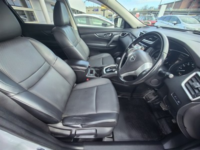 2014 Nissan X-TRAIL - Thumbnail