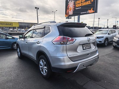 2014 Nissan X-TRAIL - Thumbnail