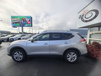 2014 Nissan X-TRAIL - Thumbnail