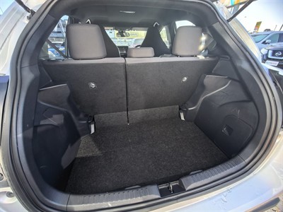 2022 Toyota YARIS - Thumbnail