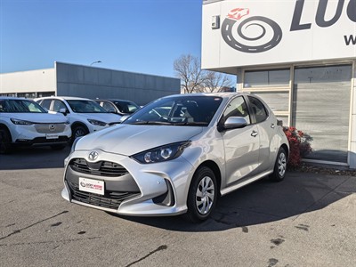 2022 Toyota YARIS - Thumbnail
