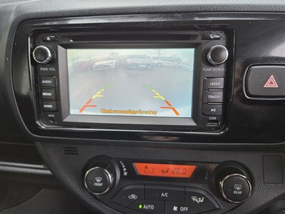 2017 Toyota Vitz - Thumbnail