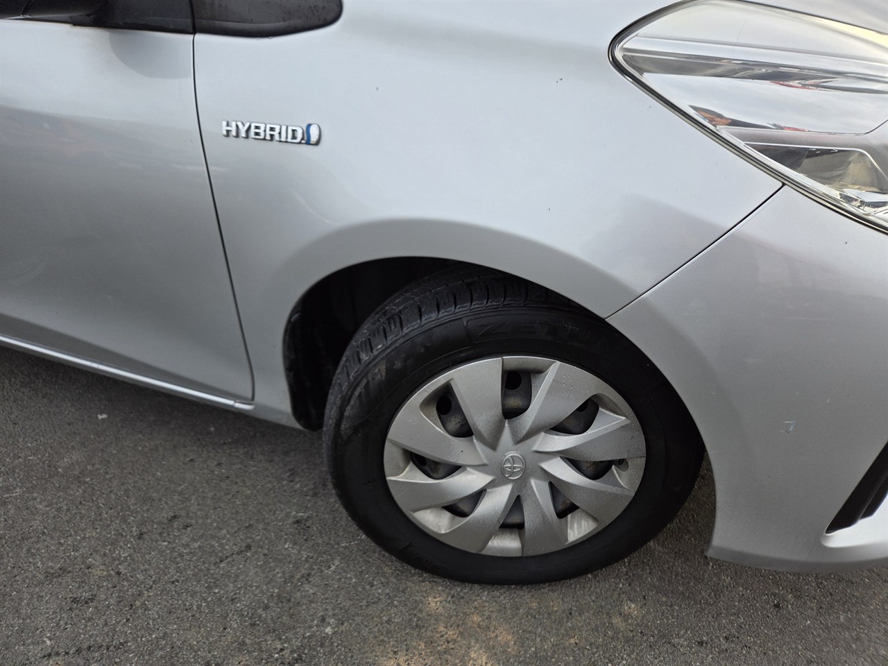 2017 Toyota Vitz