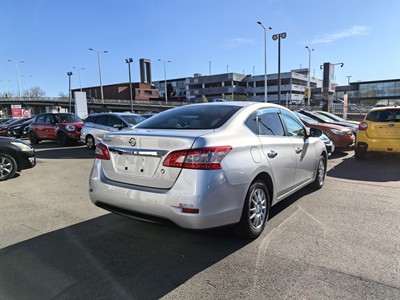2012 Nissan SYLPHY - Thumbnail