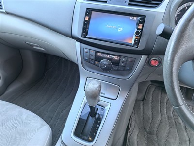 2012 Nissan SYLPHY - Thumbnail