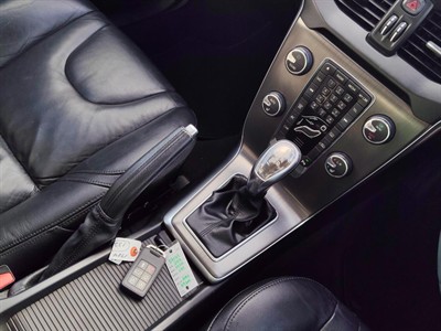 2013 Volvo V40 - Thumbnail