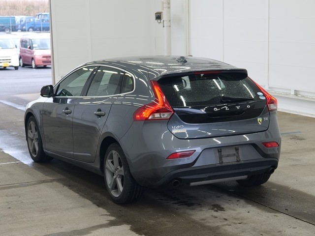 2013 Volvo V40