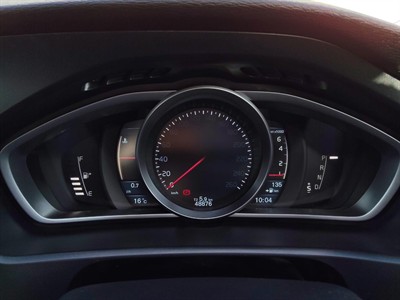 2013 Volvo V40 - Thumbnail