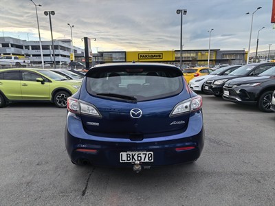 2010 Mazda AXELA - Thumbnail