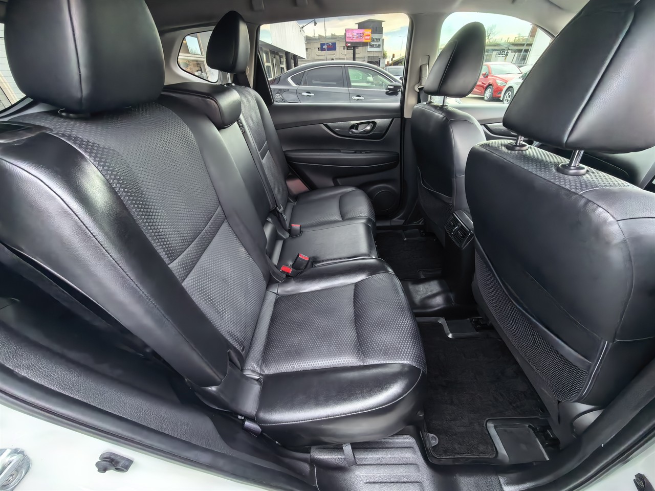 2017 Nissan X-TRAIL