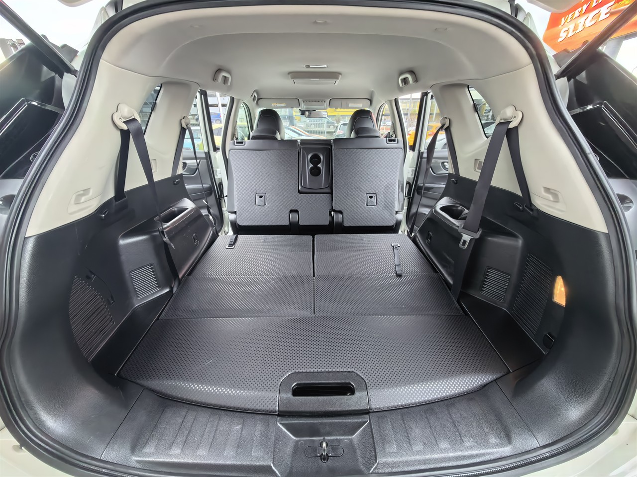 2017 Nissan X-TRAIL