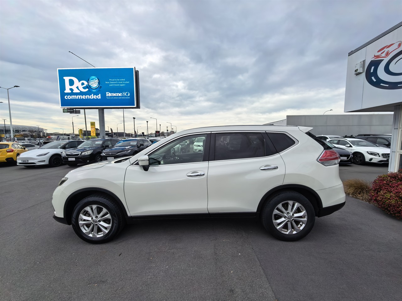 2017 Nissan X-TRAIL
