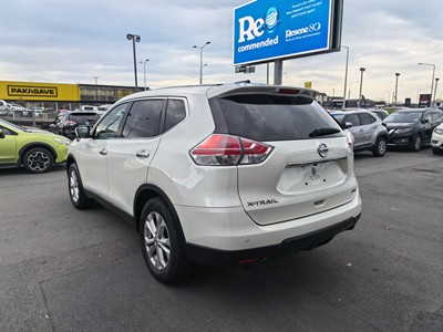 2017 Nissan X-TRAIL - Thumbnail