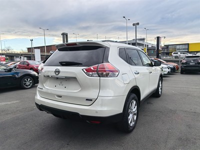 2017 Nissan X-TRAIL - Thumbnail