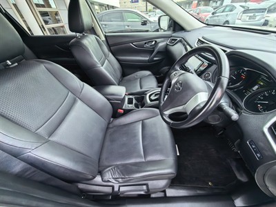 2017 Nissan X-TRAIL - Thumbnail