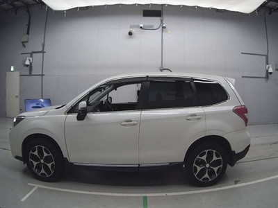 2013 Subaru FORESTER - Thumbnail