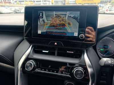 2023 Toyota Harrier - Thumbnail