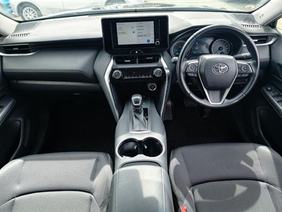 2023 Toyota Harrier - Thumbnail