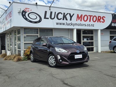 2016 Toyota Aqua - Thumbnail