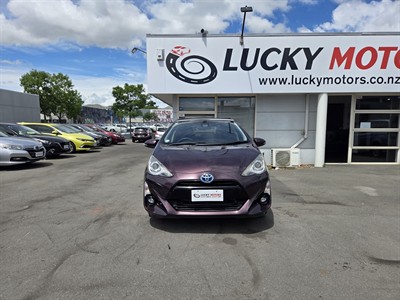 2016 Toyota Aqua - Thumbnail