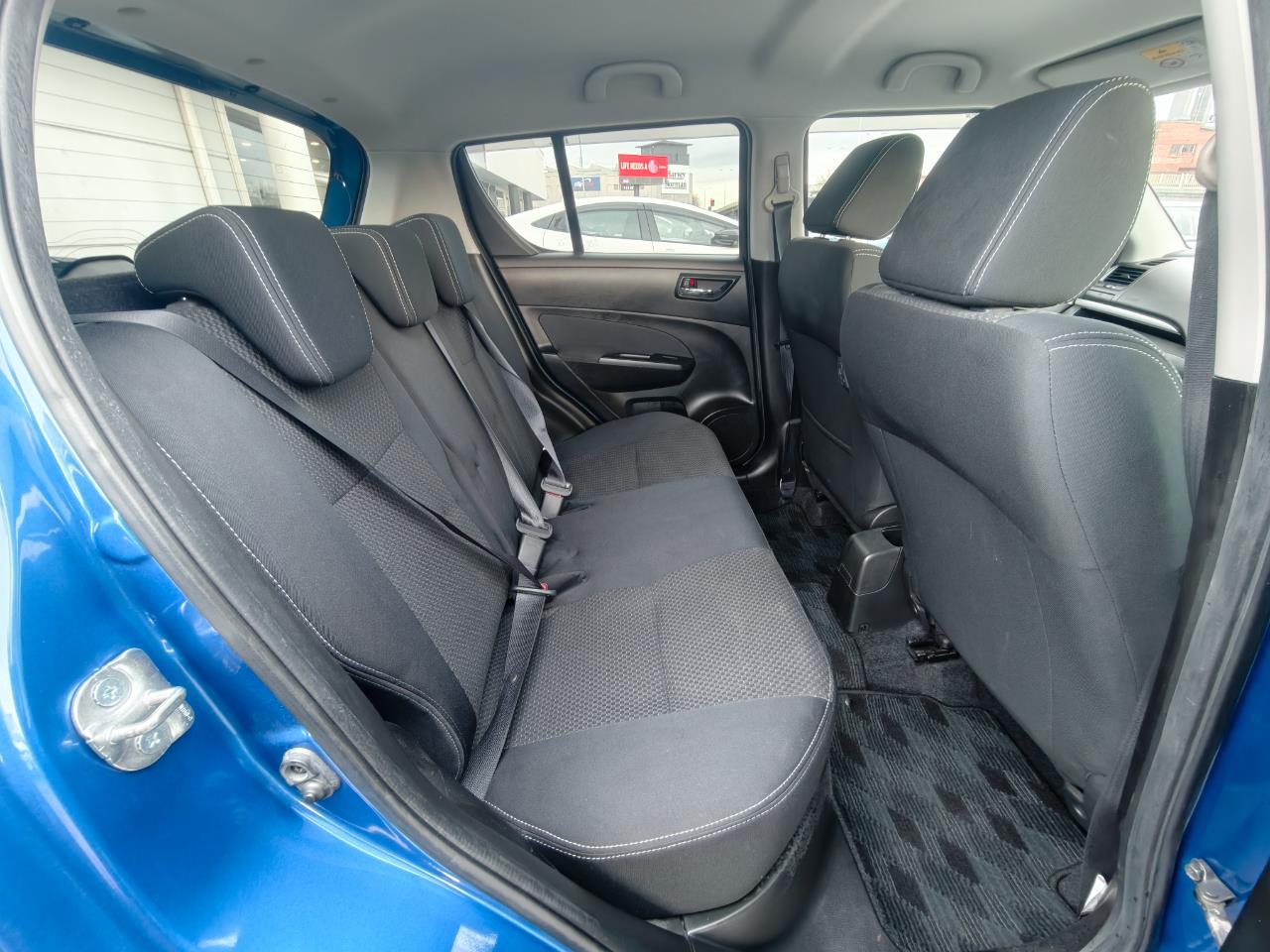 2013 Suzuki SWIFT