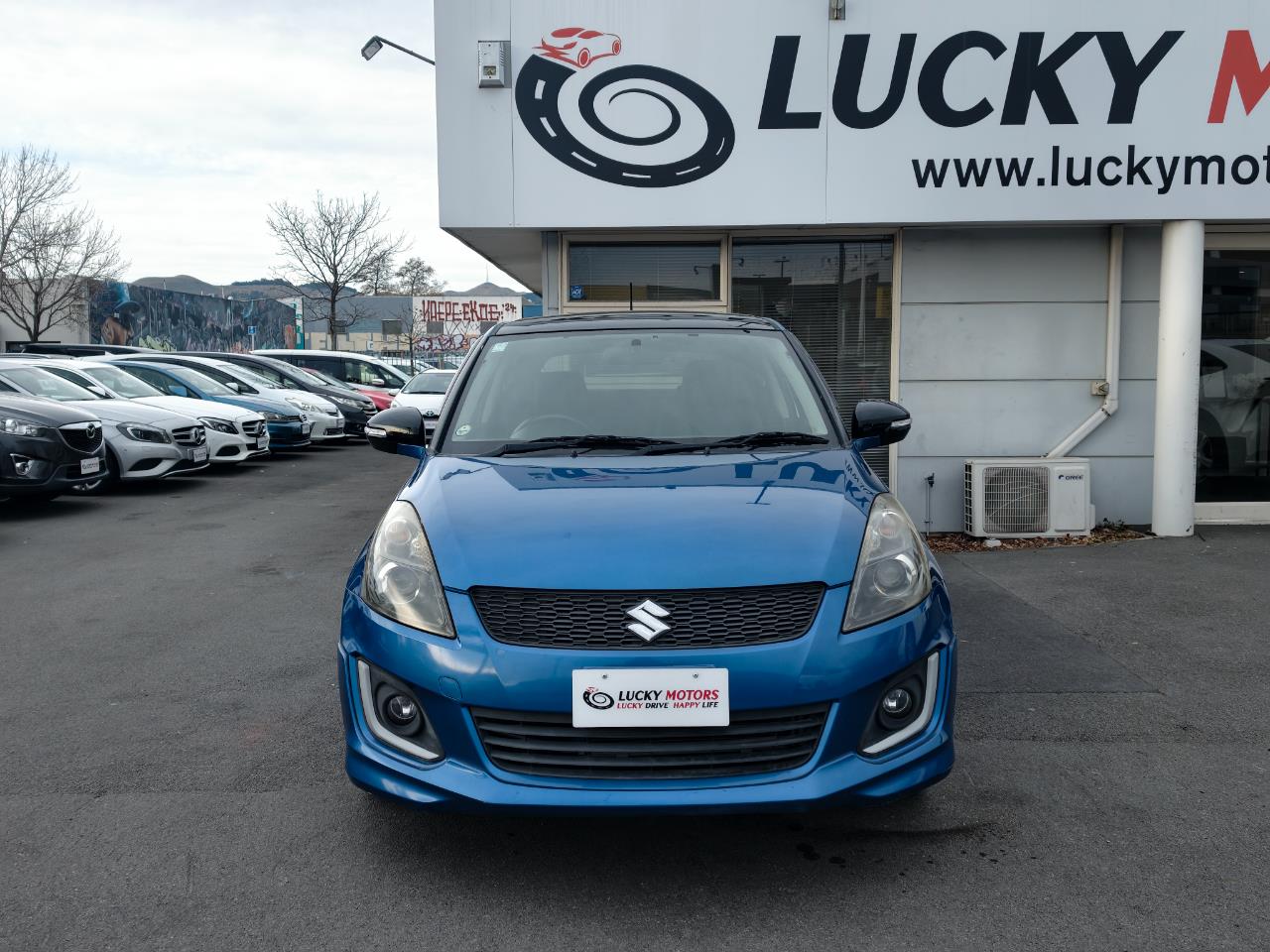 2013 Suzuki SWIFT