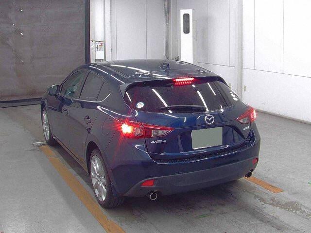 2013 Mazda AXELA