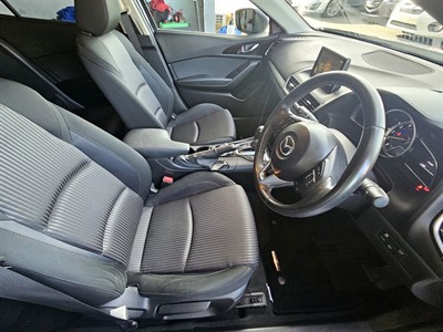 2013 Mazda AXELA - Thumbnail