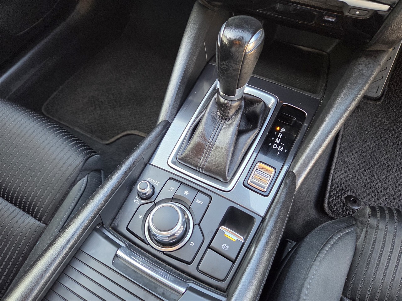 2015 Mazda Atenza