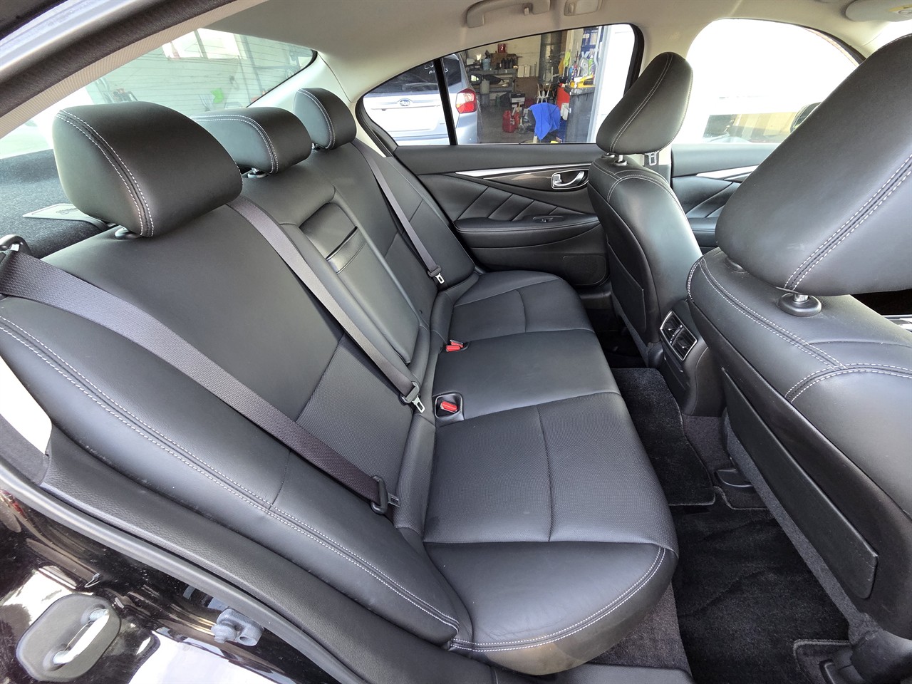 2014 Nissan SKYLINE