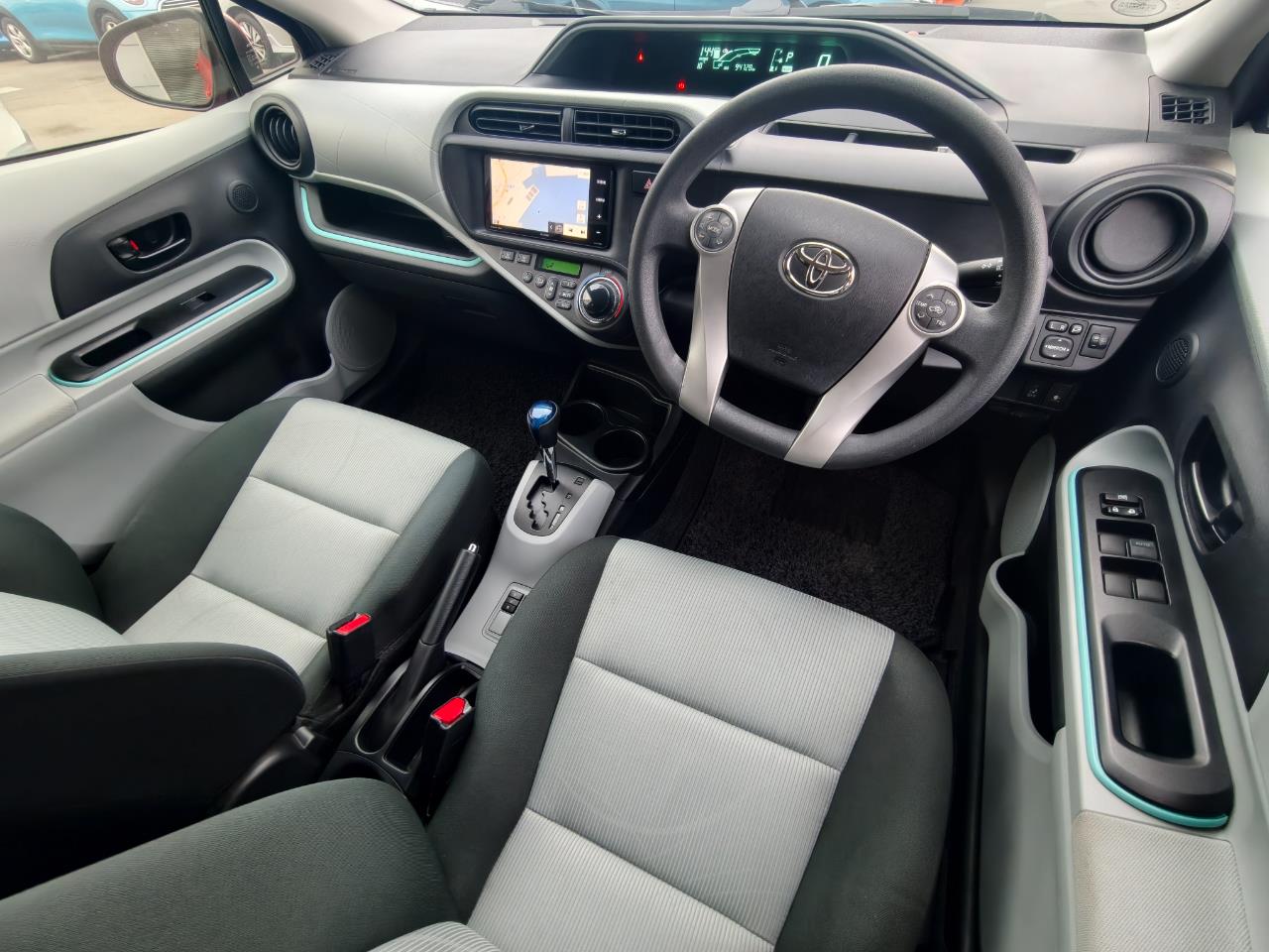 2013 Toyota Aqua