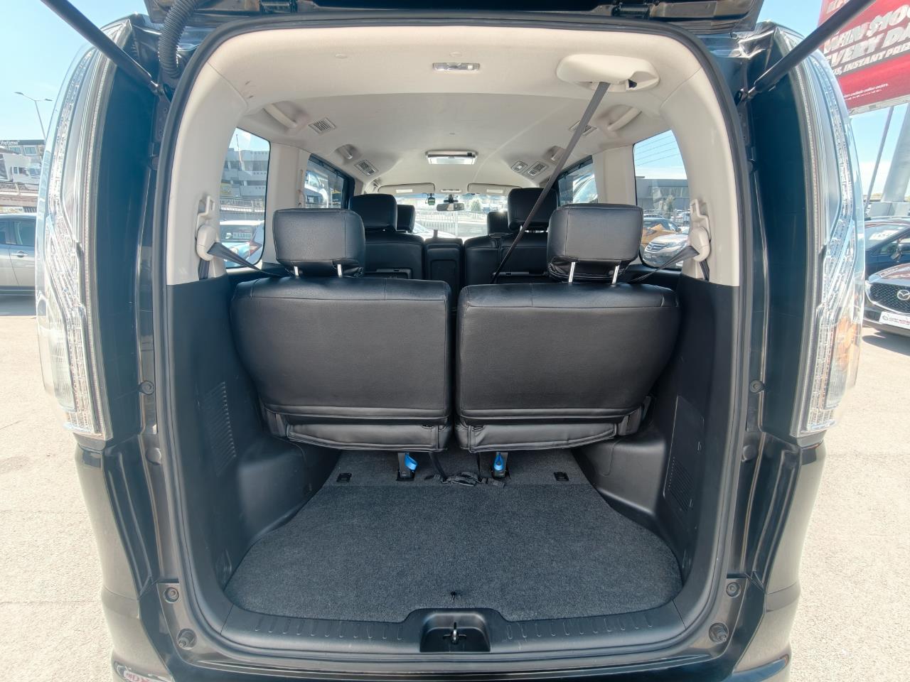 2015 Nissan Serena