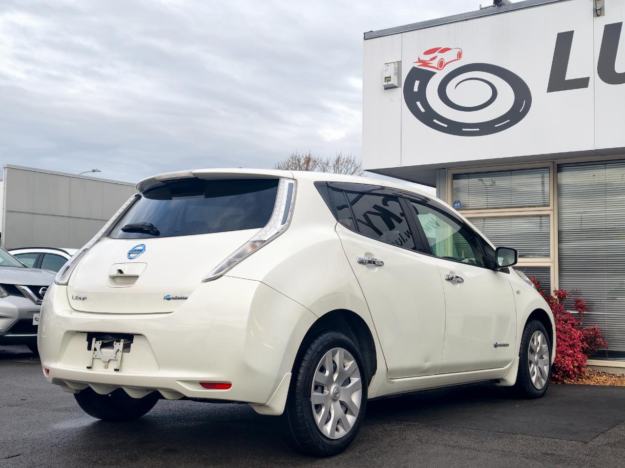 2017 Nissan LEAF