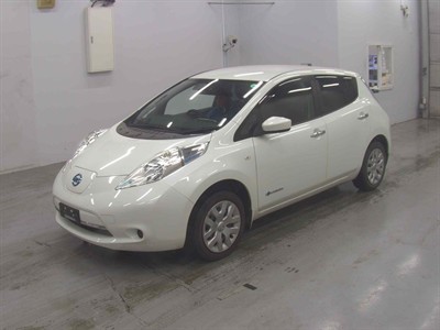 2017 Nissan LEAF - Thumbnail