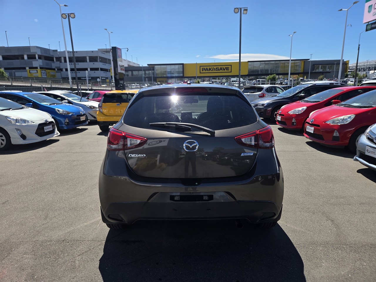 2014 Mazda Demio