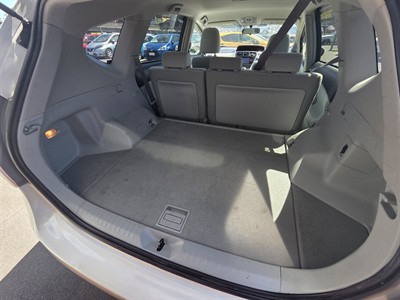 2013 Toyota Prius - Thumbnail