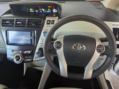 2013 Toyota Prius - Thumbnail