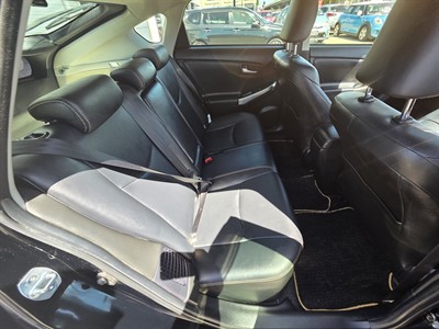 2015 Toyota Prius - Thumbnail