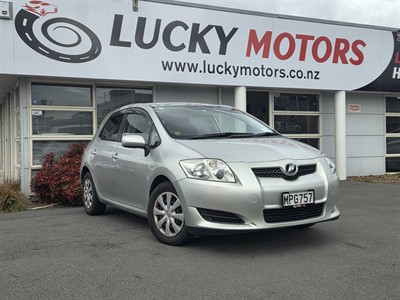 2008 Toyota Auris - Thumbnail