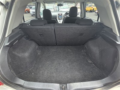 2008 Toyota Auris - Thumbnail