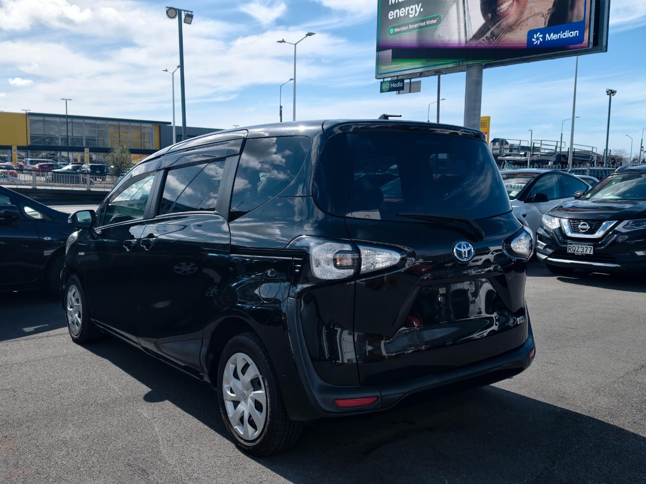 2017 Toyota SIENTA