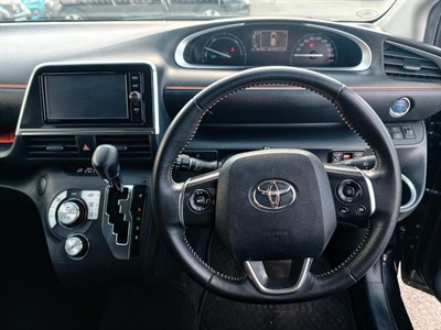 2017 Toyota SIENTA - Thumbnail